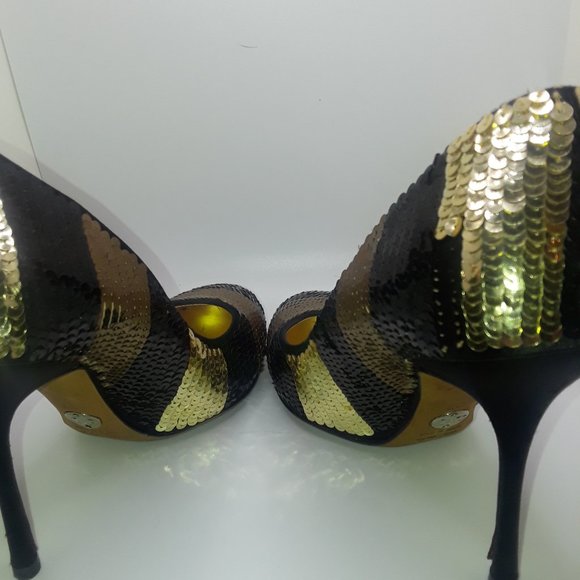 D&G Black and Gold Sequin Pumps - Picture 4 of 8
